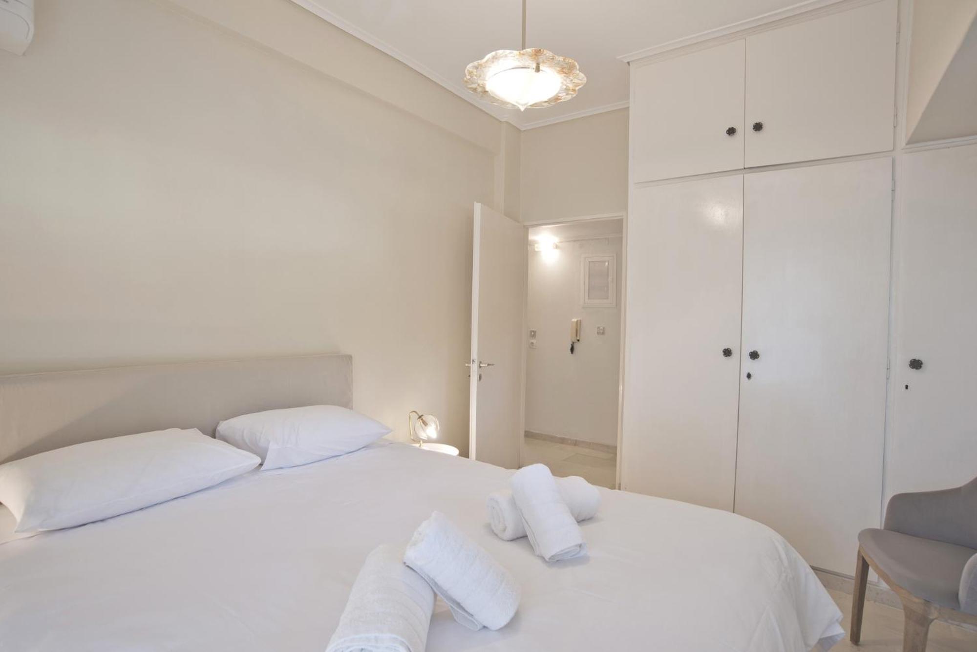 Riviera Living Apartment Athens Exterior photo